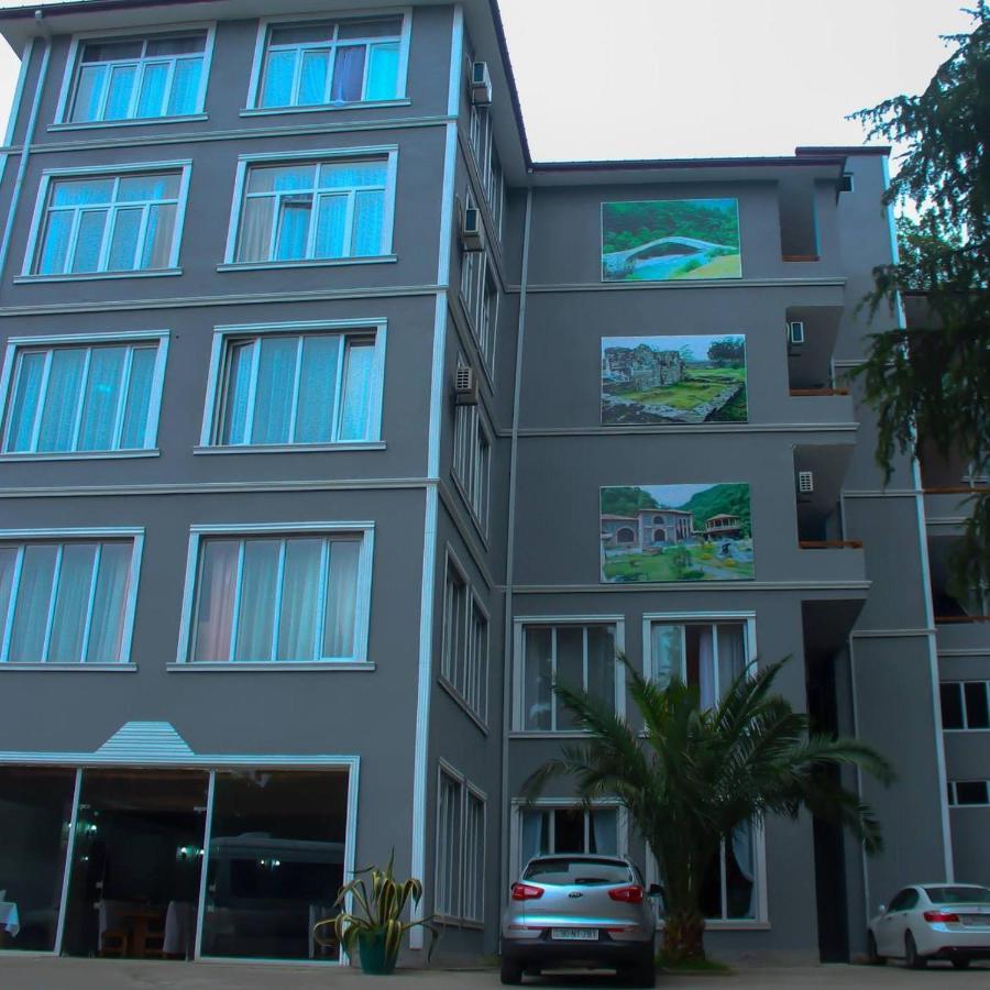 Hotel Nine Brothers Makhinjauri Exterior foto